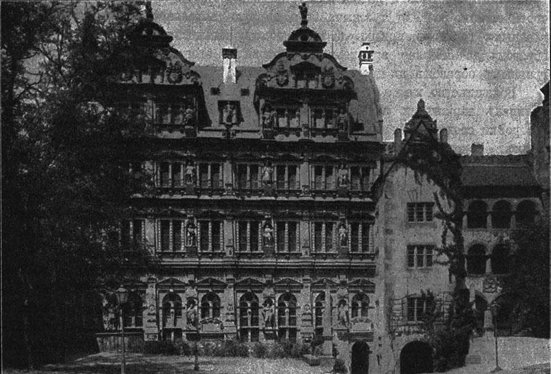 Рис. 184 - Фридриховский корпус в Гейдельбергском замке, построенный Иоганном Шохом