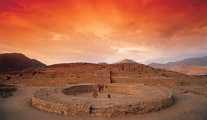  Рис. 76 – Древний перуанский город, найденный археологами в 1994 году.